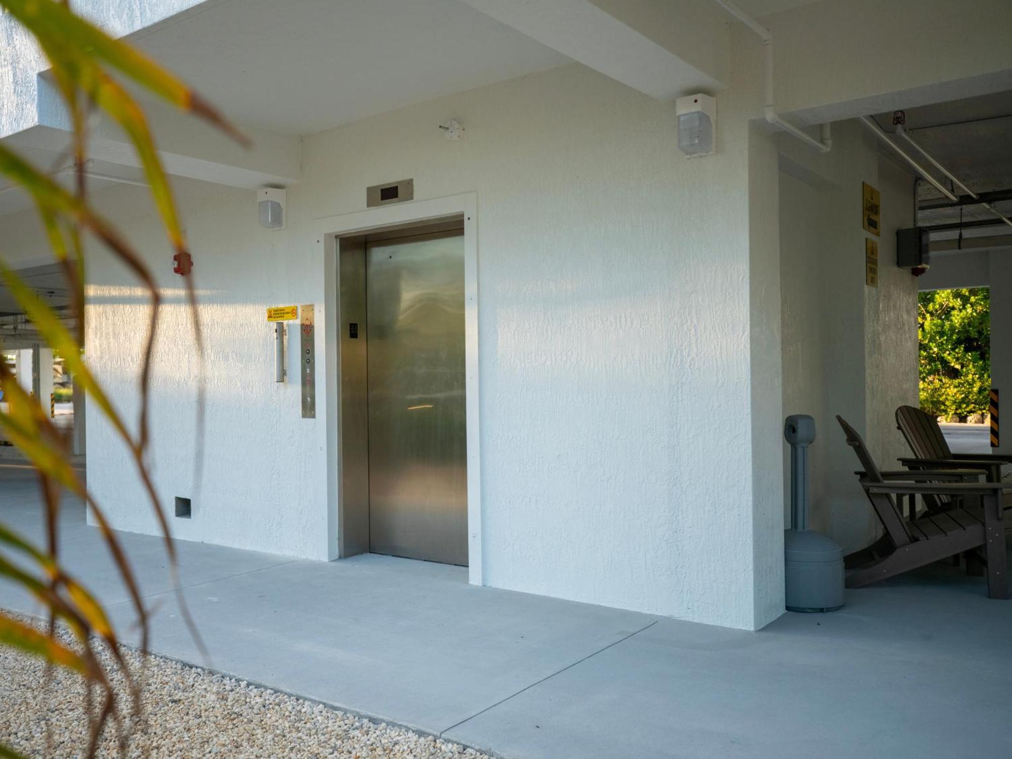 Sugarloaf Key Hotel At Koa Resort Summerland Key Exterior photo